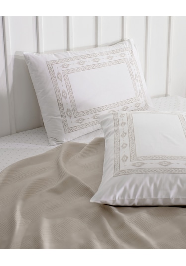 Madame Coco Mathilda Tek Kişilik %100 Pamuk Karde Düz Pike Takımı - Bej 8684427200407 Ekru