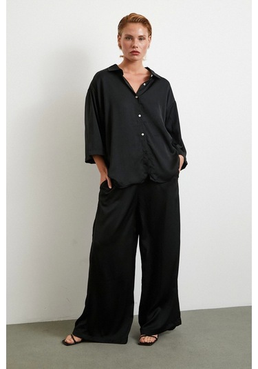 Dökümlü Romantik Gömlek Siyah Siyah