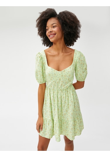 Koton Mini Çiçekli Elbise Balon Kollu Kalp Yaka Viskon Karışımlı Yeşil Desenli 3sal80017ıw 3SAL80017IW09C
