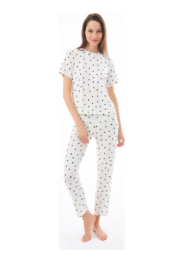 Premium Kadın Pijama Takımı Krem Kalp Desenli Yumuşak Dokulu Kısa Kollu Bisiklet Yaka Krem