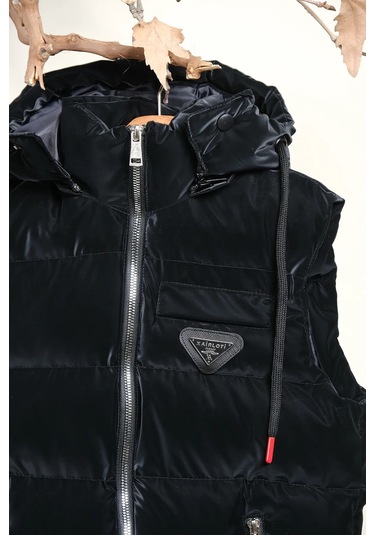 Kapüşonlu Erkek Çocuk Nova Kumaş Şişme Yelek Siyah