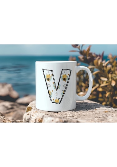 V Harfi Arı Desenli Kupa - Sevimli Hayvan Temalı Kişiye Özel Kahve Kupası - Şans Kupası Beyaz