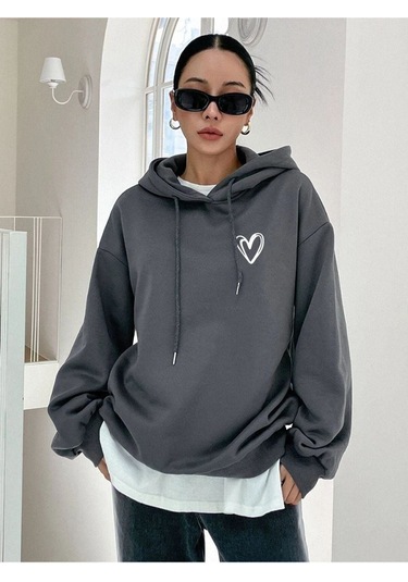Altamira Unisex Füme Kalp Baskılı Oversize Kapşonlu Sweatshirt 001