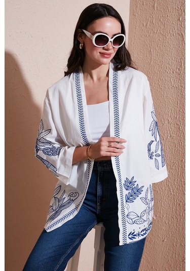 Lela Nakış Işlemeli Pamuklu Oversize Fit Truvakar Kol Bayan Kimono 676302 Ekru