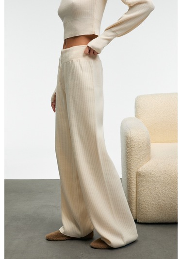 Grımelange Marıposa Kadın Yuvarlak Yaka Çizgi Desenli Crop Geniş Paça Triko Ekru Alt-üst Takım ekru