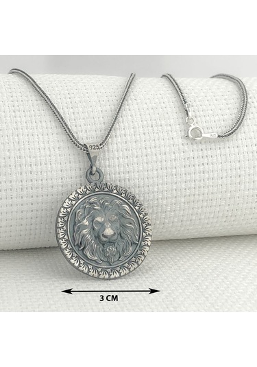 Takıhan 925 Ayar Gümüş Aslan Kabartmalı Kolye Gümüş