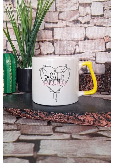 Cat Mom Yazılı Kedi Annesi Kedisever Sevgi Hediyelik Kulplu Kupa Bardak Sarı