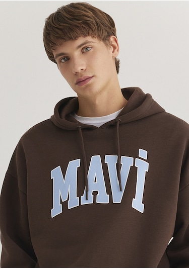 Mavi - Mavi Logo Baskılı Kapüşonlu Kahverengi Sweatshirt 067149-88067 Kahverengi
