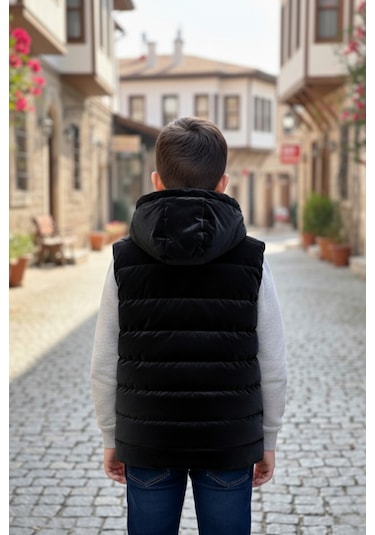 Pina Kids Erkek Çocuk Kapüşonlu Şişme Yelek Siyah