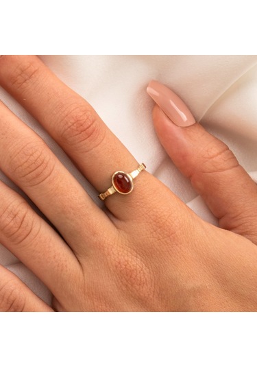 Gümüş Yüzük - Akik Taşlı Oval Kesim Boğumlu Tektaş Modern Tasarım 925 Ayar Gümüş Kadın Yüzük Sarı