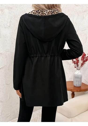 Kadın Uzun Kollu Kapşonlu Çift Taraflı Cepli Bağcıklı Fermuarlı Viskon Iki Iplik Ceket Leopar