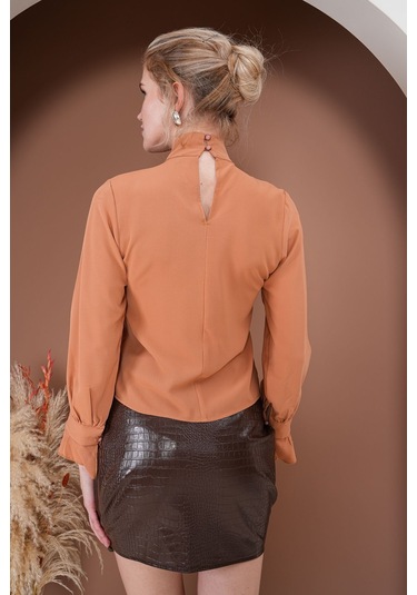 Fırfırlı Zarafet Bluz Kahverengi