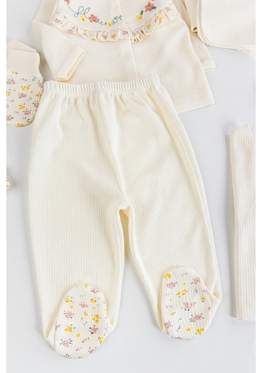 Çiçek Nakışlı Fırfırlı Pamuklu 10 Parça Kız Bebek Hastane Çıkışı Bebek Takımı