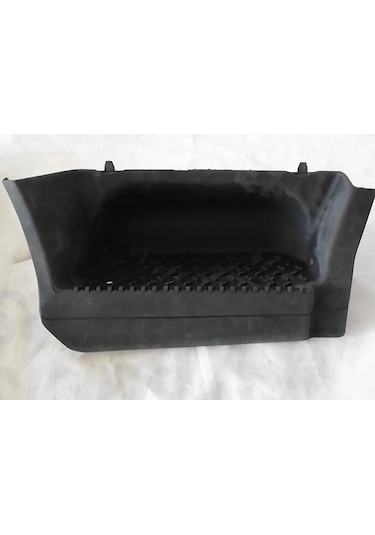 Canter 444 - 449 Basamak Plastiği Sağ MB392853