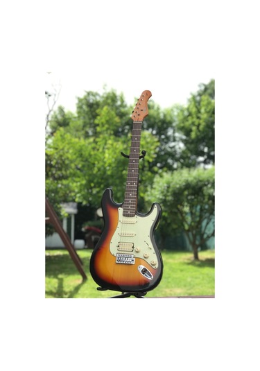 Kozmos Kst-62Hss-Grwn 62 Stratocaster Hss 3Ts - 3 Ton Sunburst El