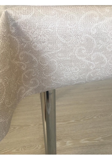 Muşamba Masa Örtüsü Kaydırmaz Tabanlı Taiwan Üretimi.