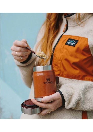 Stanley Klasik Paslanmaz Çelik Yemek Termosu Kaşıklı 0,40 Lt Stanley0348 Kil Rengi