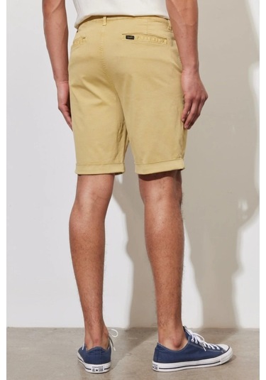 Lee Erkek Sarı Şort L231145210 Sarı