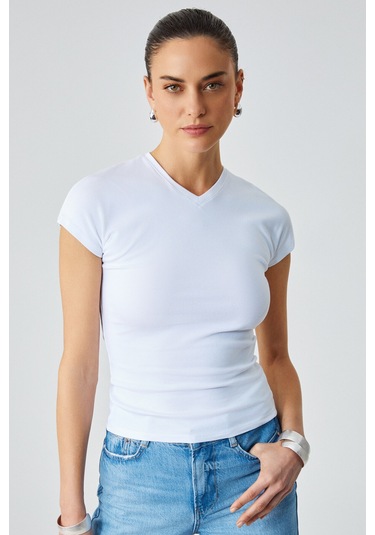 Marta Kadın V Yaka Kısa Kol Slim Beyaz T-shirt