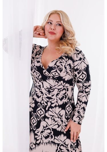 Kadın Siyah Bej Etnik Desen Kruvaze Yaka Büyük Beden Esnek Maxi Elbise Siyah - Sarı