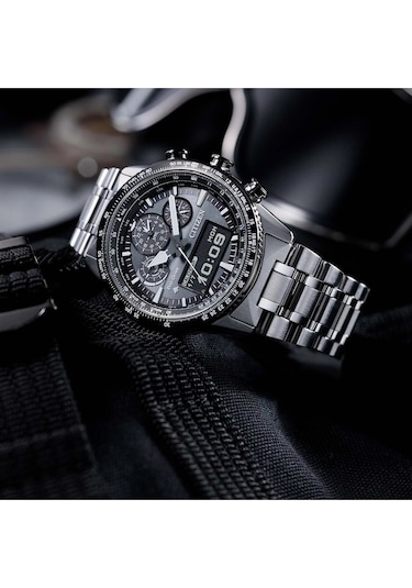 Cıtızen Eco-drive Promaster Sky Jv2006-55h Erkek Kol Saati Gri
