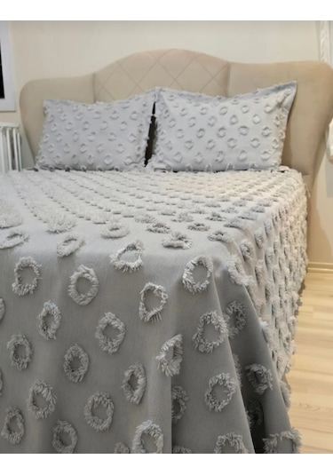 Ponpon Desenli 3 Parça Çift Kişilik Yatak Örtüsü Gri