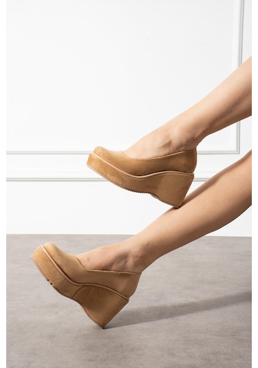 Zenneshoes Helena Dolgu Topuklu Kadın Ayakkabı Taba Süed