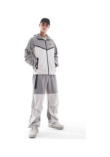 Tech Windrunner Woven Full Zip Loose Fit Jacket Erkek Bol Kesim Paraşüt Kumaş Kapüşonlu Ceket Gri