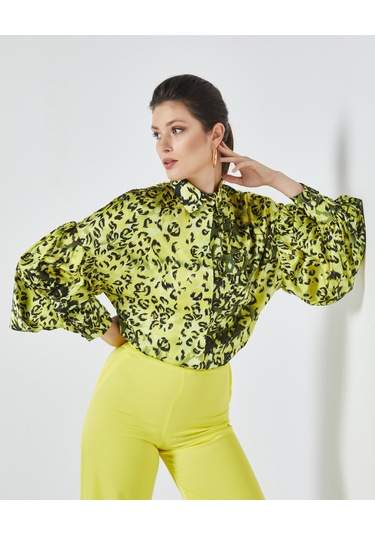 Kadın Leopar Desenli Gömlek - Balon Kol - Saten - Modern Ve Şık Tasarım - Günlük Ve Özel Gün Kullanımı İçin Gömlek Sarı