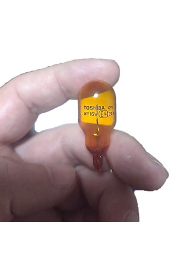 Toshiba T15 W16W Turuncu Sinyal Ampulü