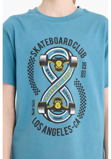 DeFacto Erkek Çocuk Pijama Takımı Baskılı Kısa Kollu Üst Desenli Şort D9989A825SMBE536 DeFacto Erkek Çocuk Pijama Takımı Baskılı Kısa Kollu Üst Desenli Şort D9989A825SMBE536