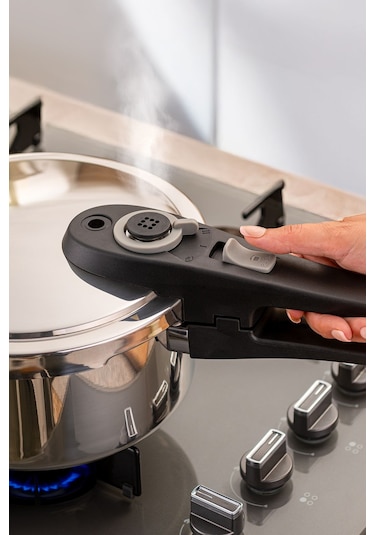 Emsan Fast Cooker Çift Emniyetli Düdüklü Tencere 4 Lt Siyah