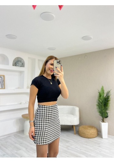 Soonaksesuar Kadın Kazayağı Desen Vatka Detay Kaban Ve Yüksek Bel Etek Ikili Takım Beyaz