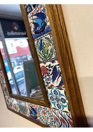 El Yapımı Seramik Ve Ahşap Malzeme İle Çerçeve Edilmiş Ayna 36cmx36cm