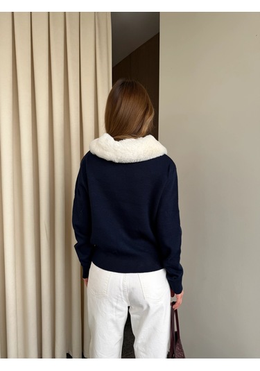 Laluvia Lacivert Yakası Kürklü Hırka - 261002 Lacivert