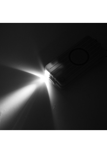 Anti-soygun Kişisel Güvenlik Anahtarlık Alarmı 130db Düdük Led Aydınlatma Acil Durum Savunması Siyah