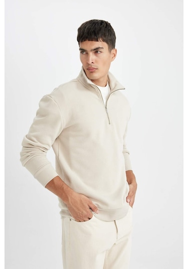 DeFacto Comfort Regular Fit Rahat Kalıp Fermuarlı Dik Yaka Basic Düz Sweatshirt X7405AZ24AUBG735