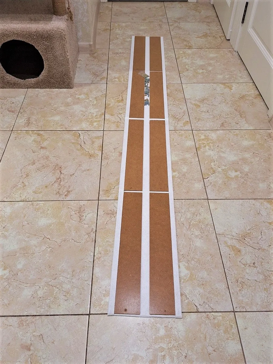 Moca Köpek İçin Köşe Duvara Monte Tırmalama Tahtası 200x23 Cm 242432732