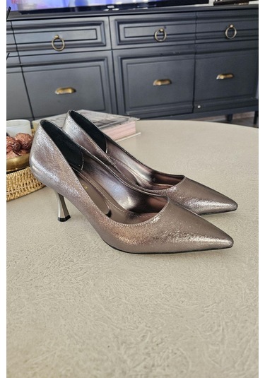 10 1109 Topukla Kadın Kadeh Topuklu 8 Cm Topuklu Stiletto Ayakkabı Platin Sıvama