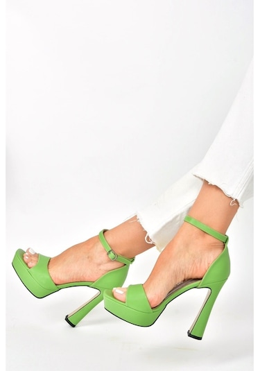 Fox Shoes Çimen Yeşili Platform Kalın Topuklu Kadın Ayakkabı K404