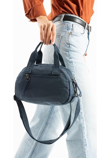 Kadın Omuz Çantası Elde Tutmalı Çapraz Askılı Postacı Bayan Çantası 20 27 Cm Astarlı Hafif Kumaş Lacivert