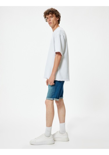 Koton Slim Fit Kot Şort Bermuda Katlamalı Paça Cep Detaylı Pamuklu Koyu İndigo 4sam40030ıd İndigo Koton Slim Fit Kot Şort Bermuda Katlamalı Paça Cep Detaylı Pamuklu Koyu İndigo 4sam40030ıd İndigo