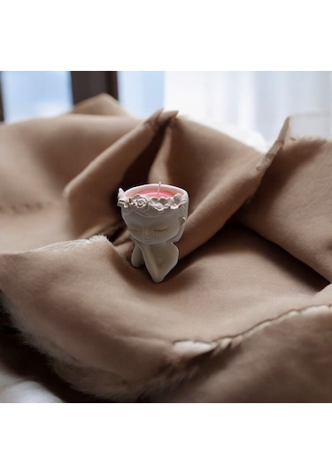 El Yapımı Melek Mum Beton Kapta Büyüleyici Soya Mumu