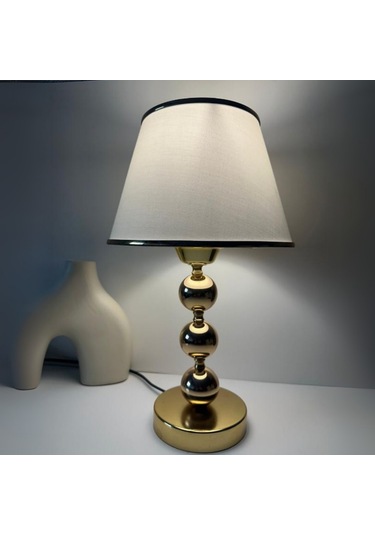 Elegance Gold Metal Ayaklı Şeritli Kumaş Başlık Abajur Dekoratif Gece Lambası Altın - Krem