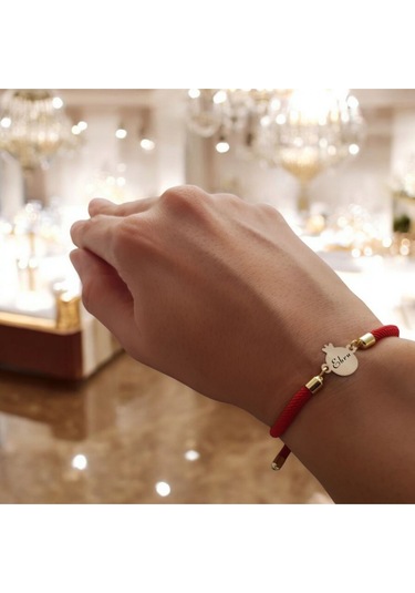Ebru İsmine Özel 14 Ayar Altın Plakalı Nar Motifli İpek Örgülü Hediye Bileklik-323isim-kırmızı Altın