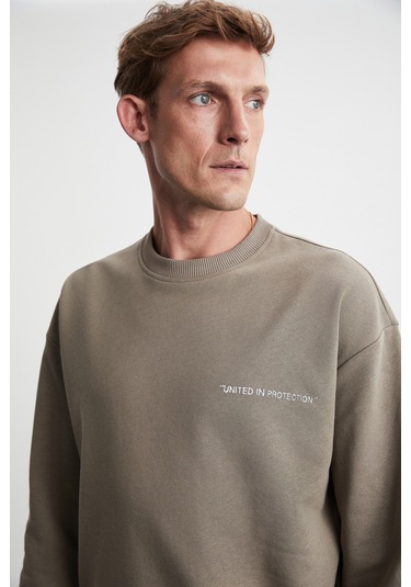 Raırok Erkek Içi Polarlı Comfort Oversize Nakışlı Vizon Sweatshirt