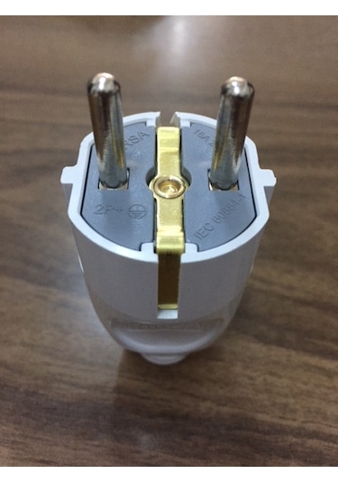 Topraklı Erkek Fiş Ve Sağlam Malzeme