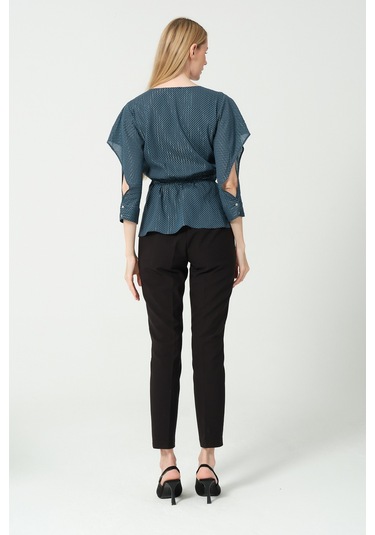 V Yaka Bağcıklı Kol Detaylı Bluz Petrol Mavi