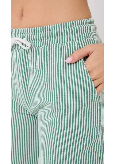 Yandan Cepli Beli Bağcıklı Su Yolu Kadın Çizgili Şort Yeşil