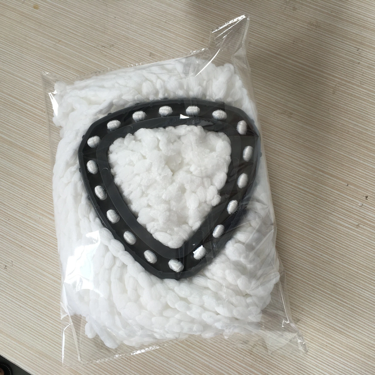 Geeksen Toptan İthal Mikrofiber Değişim Ucu, Kalın Vileda & O-cedar Üçgen Döner Süpürge Başlığı, Beyaz, Dayanıklı Ve Yeniden Kullanılabilir